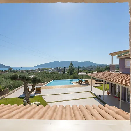 Evylio Stone Lithakia (Zakynthos)