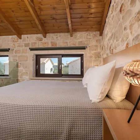 Apartman Evylio Stone