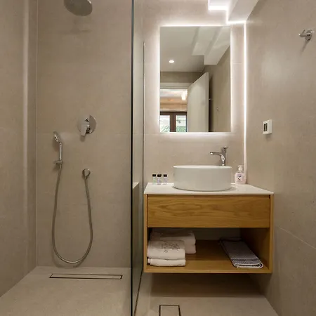 Evylio Stone Apartman Lithakiá