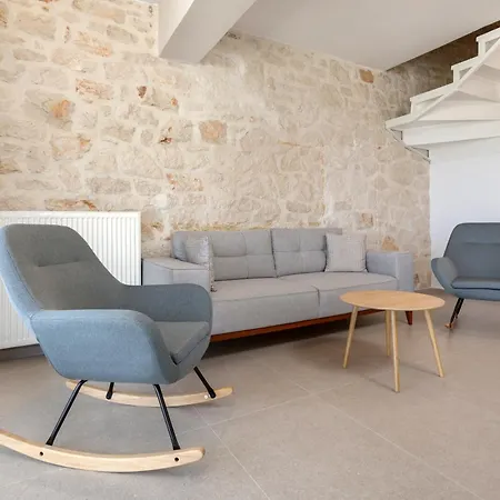 Evylio Stone * Lithakia (Zakynthos)